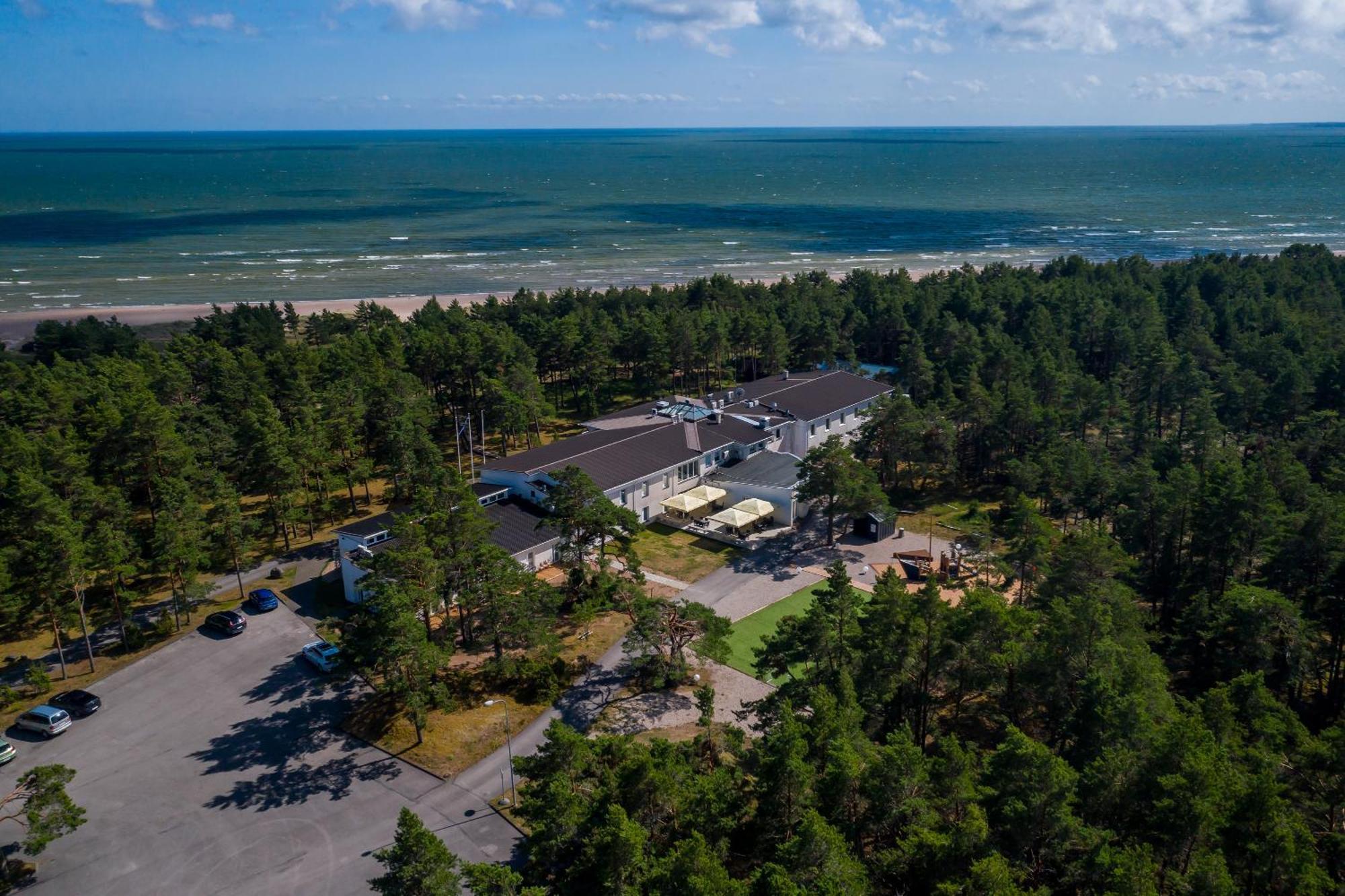 Saaremaa Rannahotell ' Beach Hotel Mändjala Kültér fotó