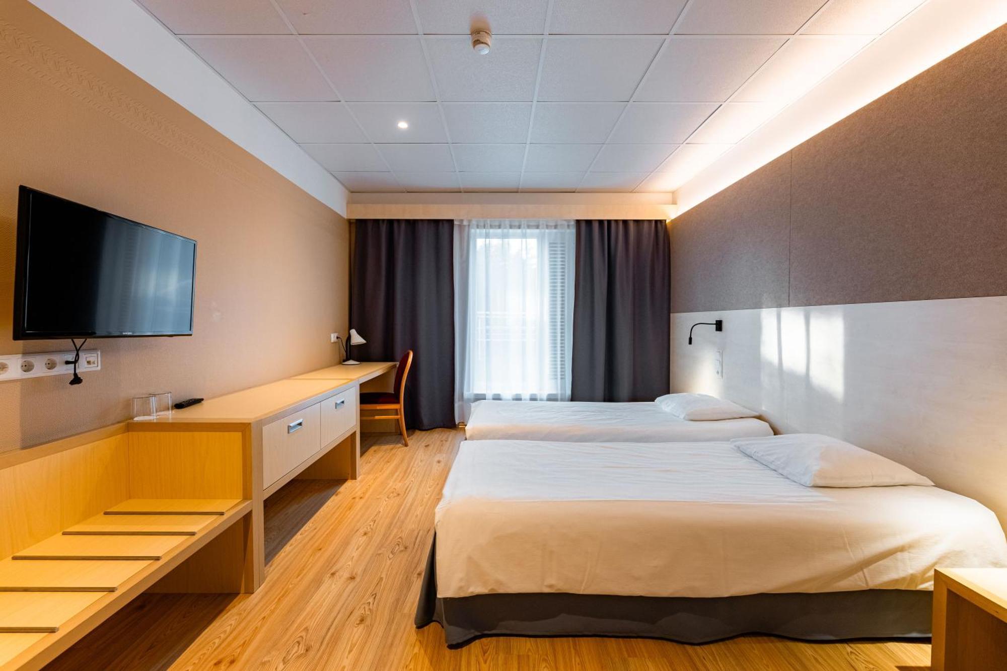 Saaremaa Rannahotell ' Beach Hotel Mändjala Kültér fotó