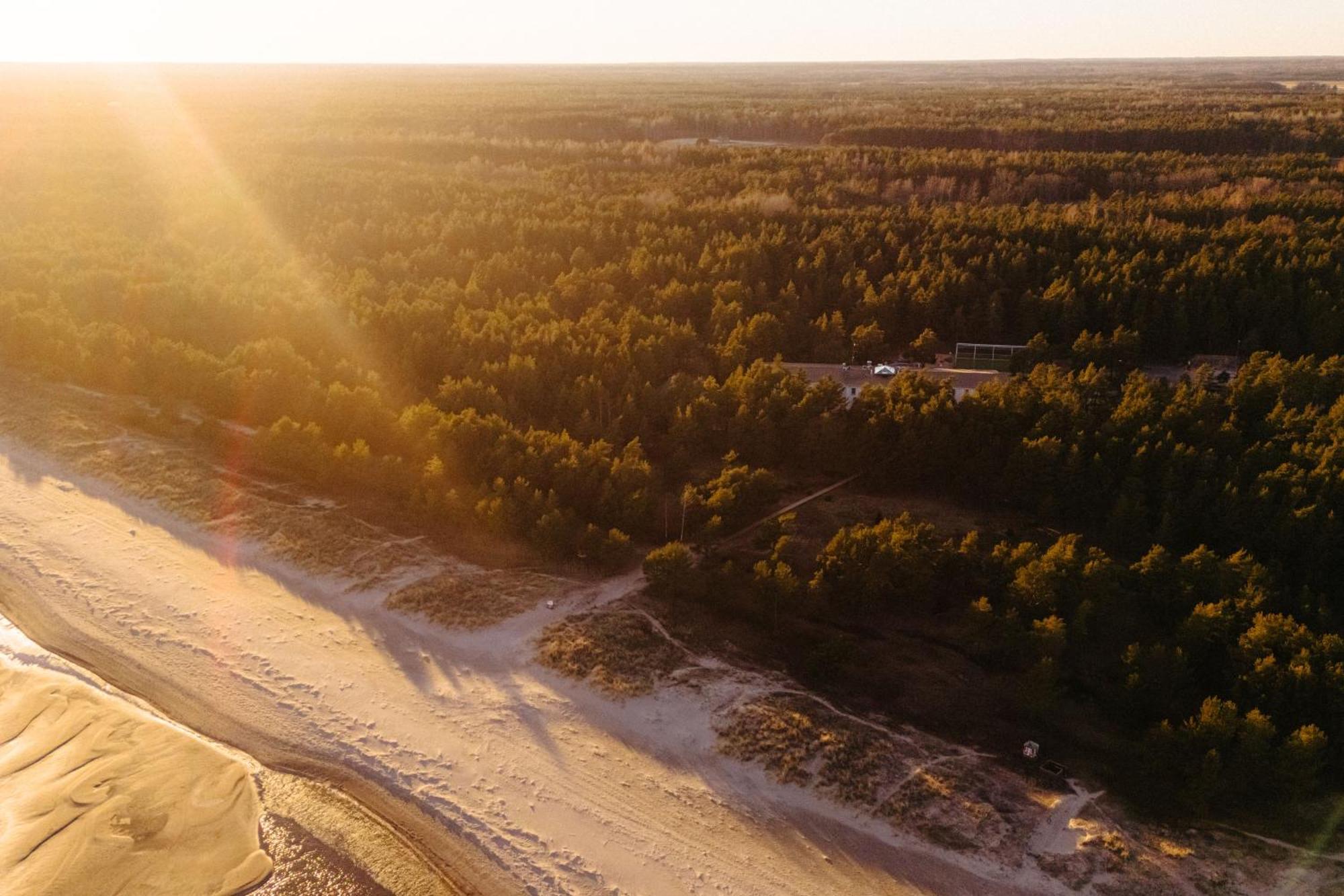 Saaremaa Rannahotell ' Beach Hotel Mändjala Kültér fotó