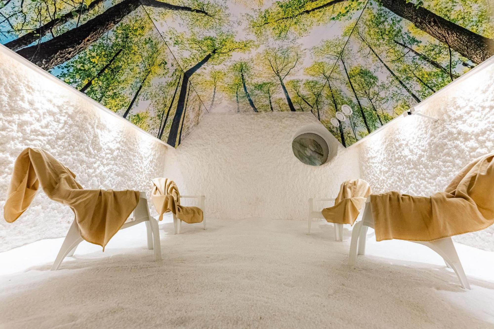 Saaremaa Rannahotell ' Beach Hotel Mändjala Kültér fotó