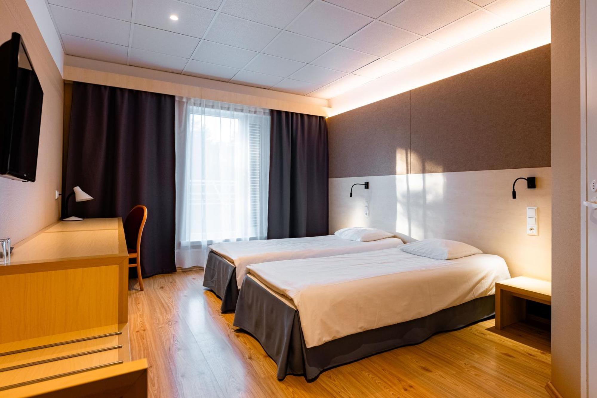 Saaremaa Rannahotell ' Beach Hotel Mändjala Kültér fotó